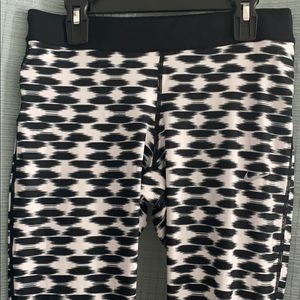 Nike women’s Dri-fit running leggings NWOT